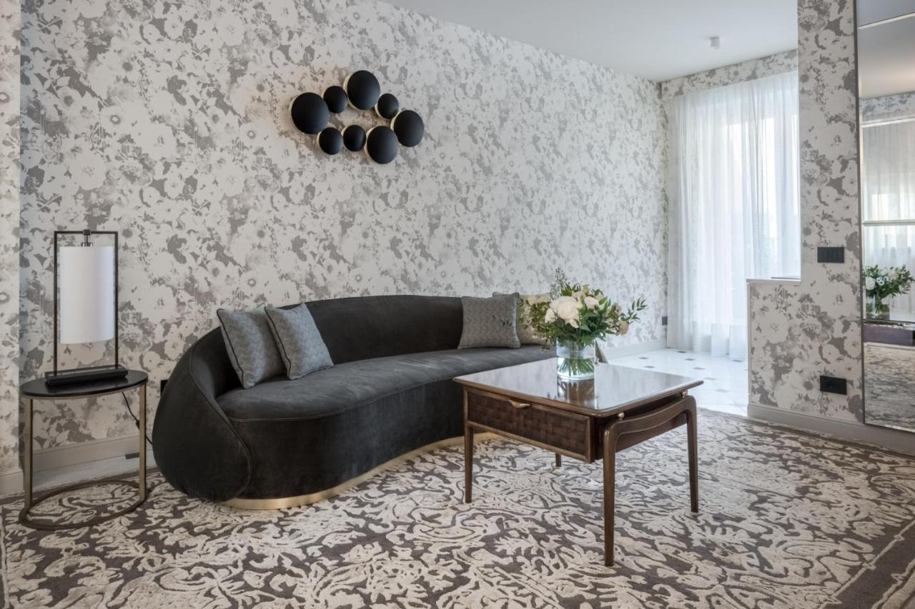 Apartments Florence - Palazzo Signoria Luxury Apartments 10- Giuditta エクステリア 写真